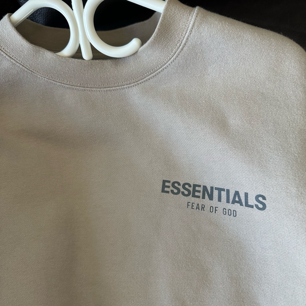 Essentials Fear of God - Picture 3 of 7